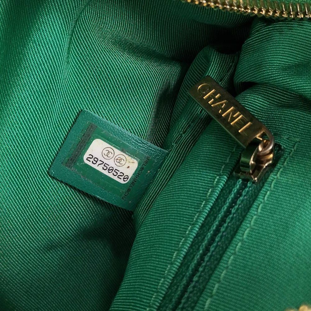 Chanel Hobo 2-Way Shoulder Bag Quilted Lambskin Leather Green — view 8