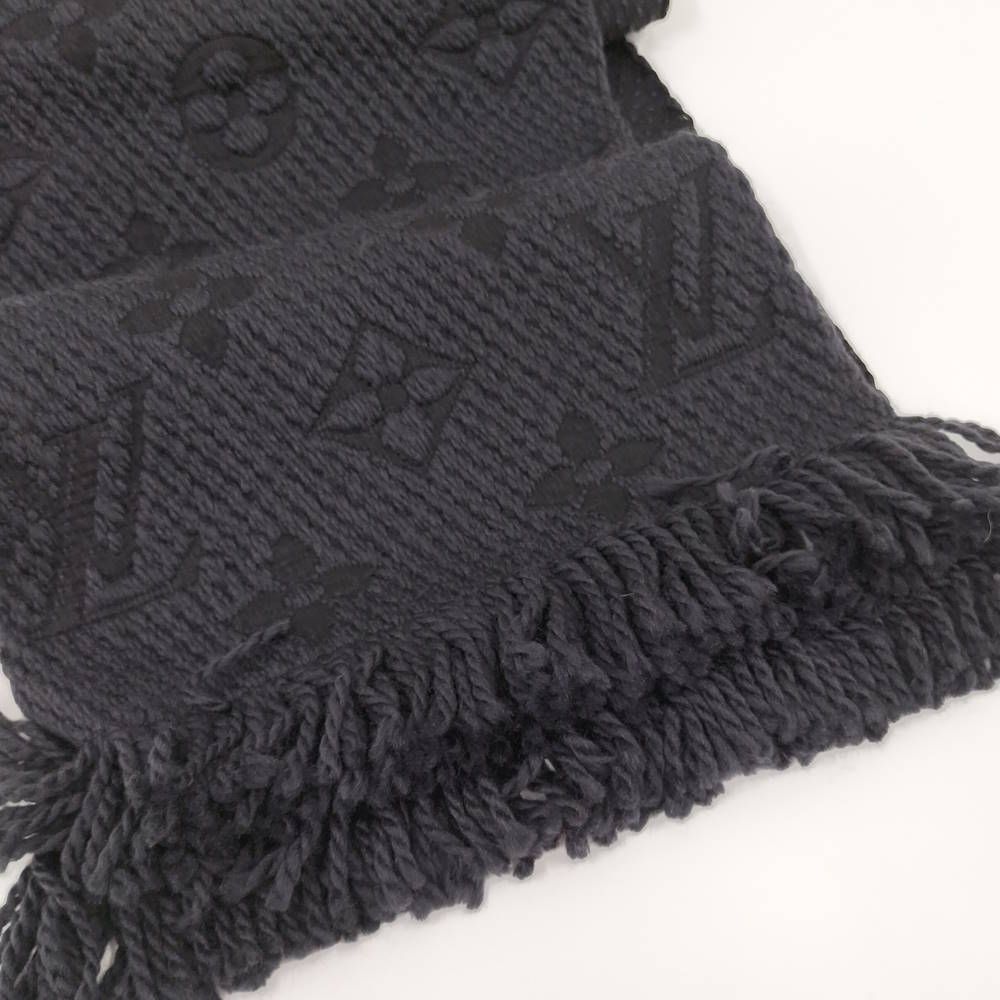 Louis Vuitton Echarpe Logo Mania Scarf Monogram Black — view 5