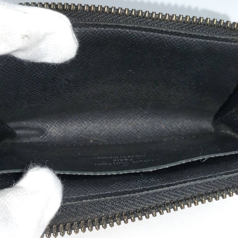 Louis Vuitton Coin Case Monogram Eclipse — view 9