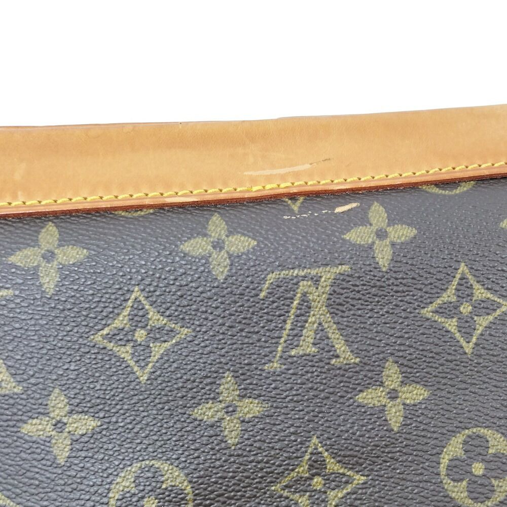 Louis Vuitton Alma Handbag Monogram — view 8