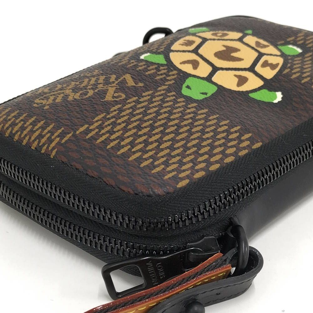 Louis Vuitton Double Phone Pouch Collaboration Shoulder Bag Damier Giant — view 3