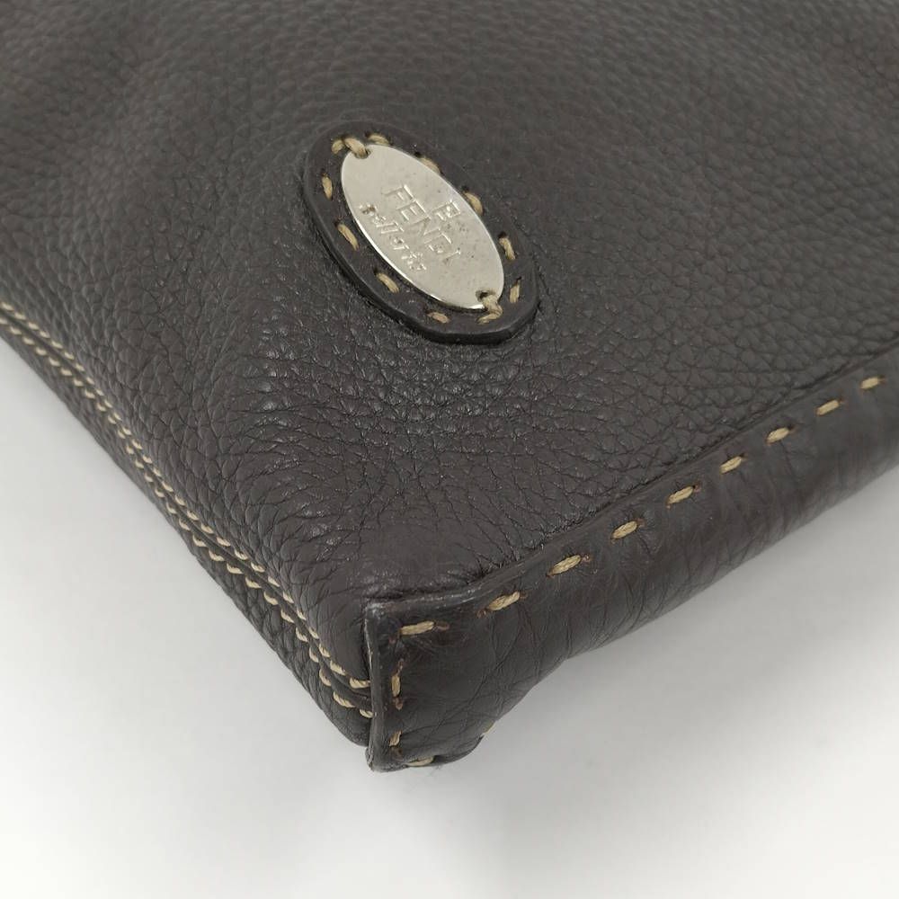 Fendi Selleria Shoulder Bag Leather Brown — view 5