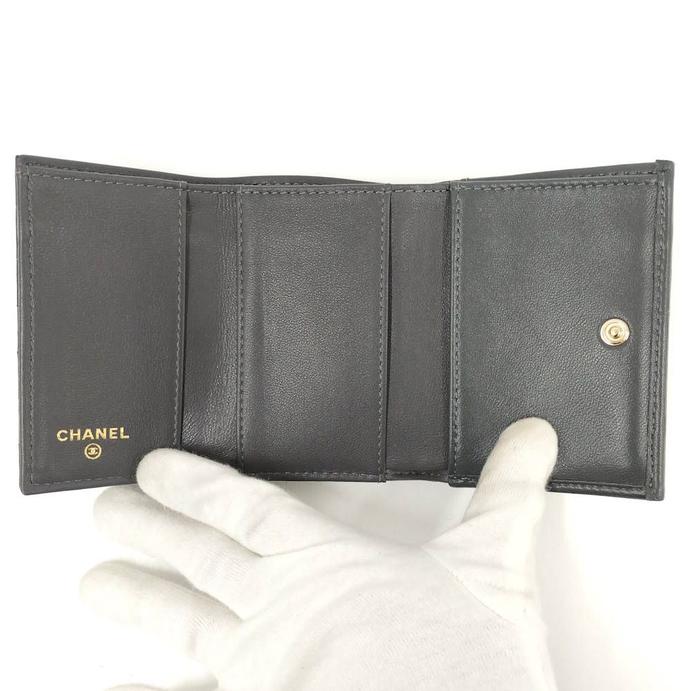 Chanel Classic Small Flap Wallet Trifold Quilted Gray — view 2