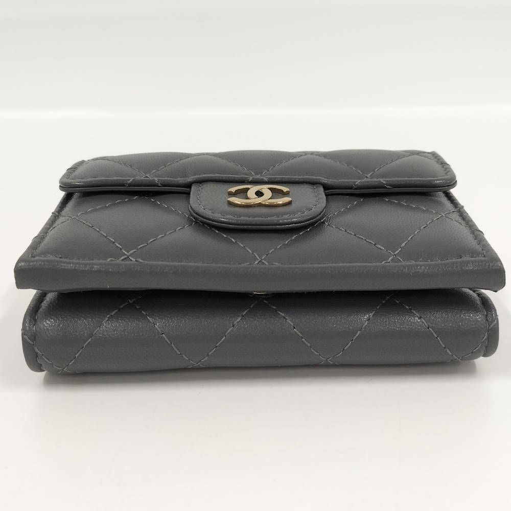Chanel Classic Small Flap Wallet Trifold Quilted Gray — view 5