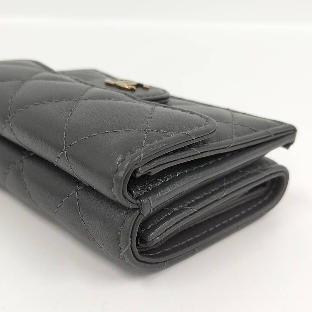 Chanel Classic Small Flap Wallet Trifold Quilted Gray — view 4