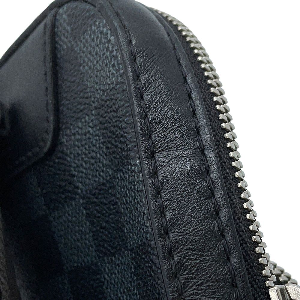 Louis Vuitton Belt Bag Damier Graphite Amazon Black — view 9