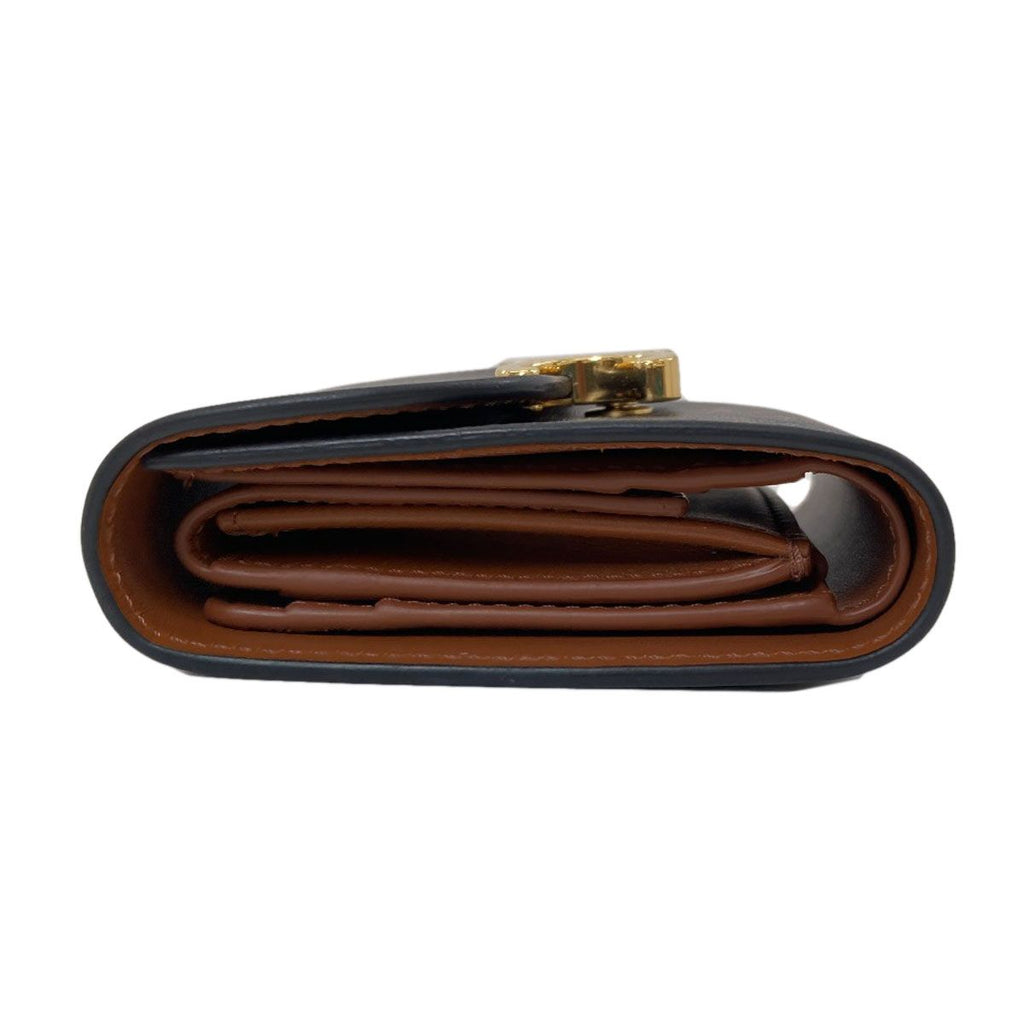 Celine Triomphe Bifold Wallet Leather — view 3