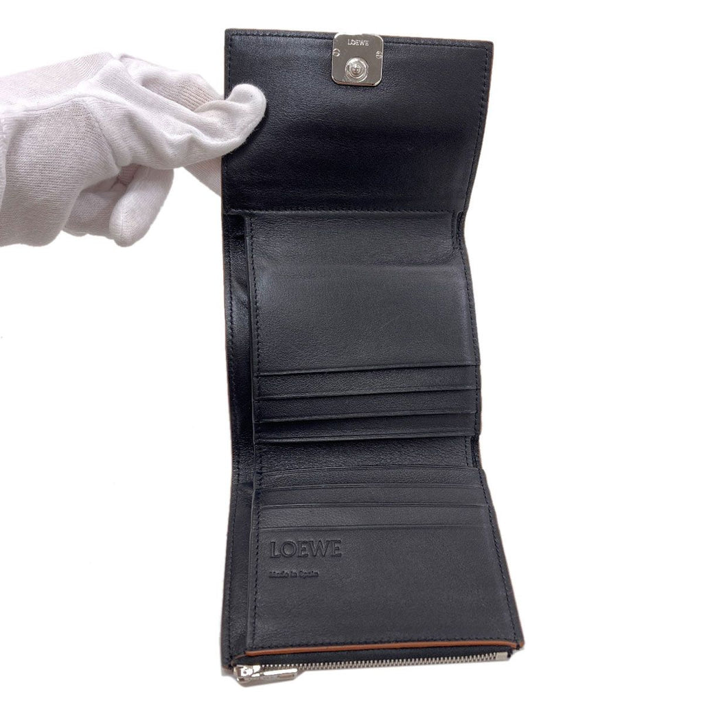 Loewe Anagram Trifold Wallet Bifold Leather — view 4
