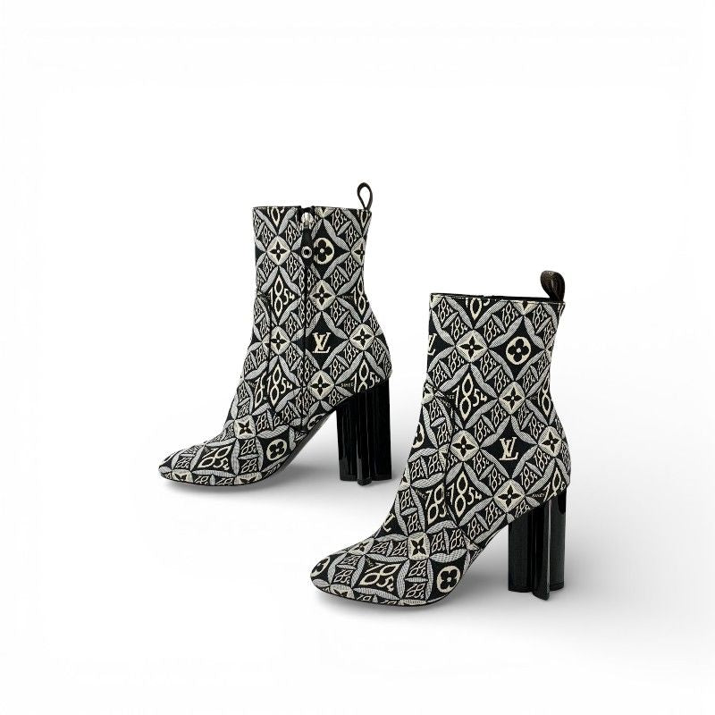 Louis Vuitton Silhouette Line Monogram Boots Short Shoes Fabric Black White — view 2