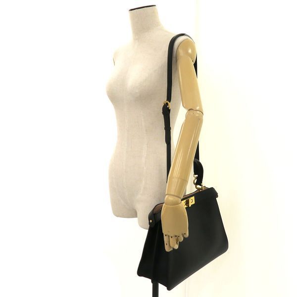 Fendi Peekaboo ISeeU Messenger Bag — view 9