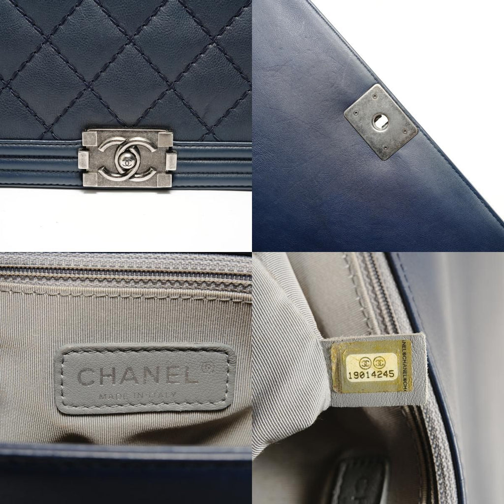 Chanel Shoulder Bag No 19 — view 9