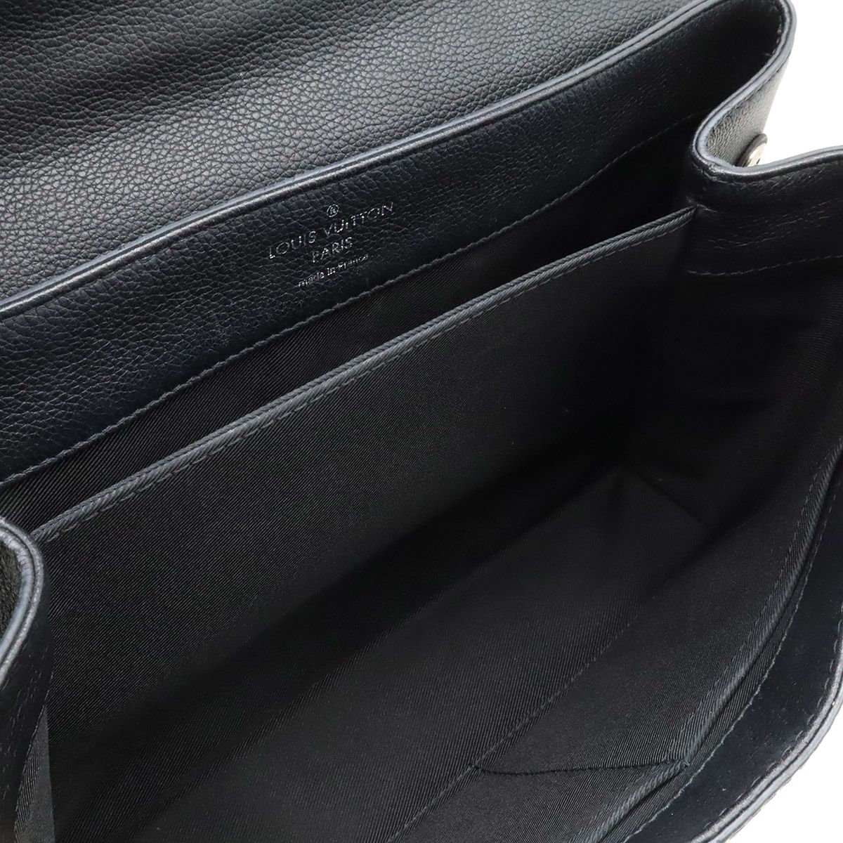 Louis Vuitton Lockme Cartable 2-Way Shoulder Bag Soft Calf Leather Noir Black — view 8