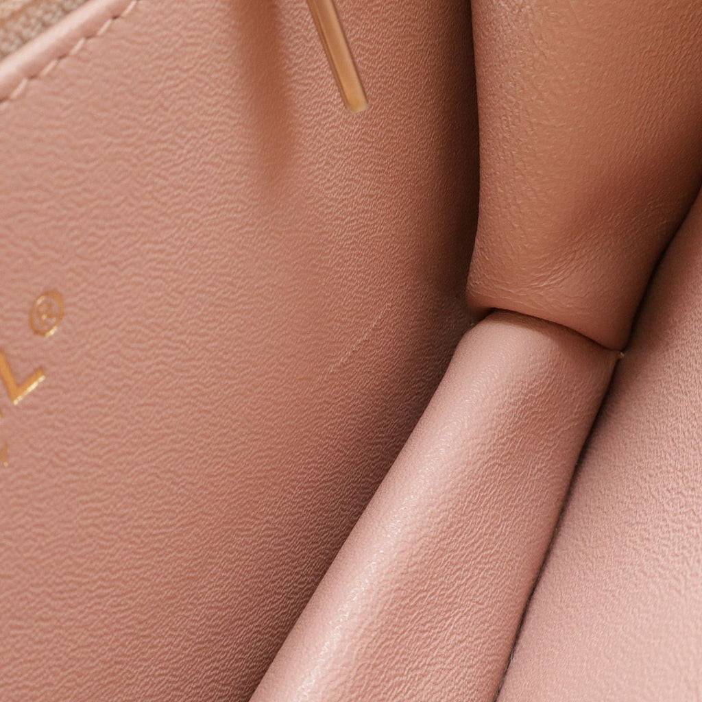 Chanel Beauty Lock Quilted CC Logo Flap Chain Shoulder Bag Leather Pink Gold — view 7