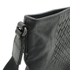 Bottega Veneta Intrecciato Shoulder Bag Crossbody Leather Black — view 4