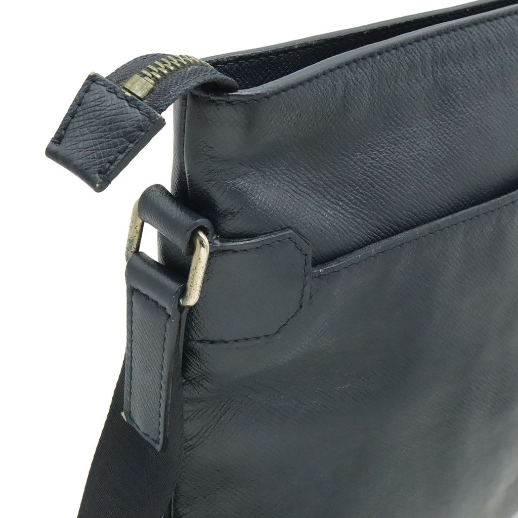 Louis Vuitton Taiga Sasha Shoulder Bag Crossbody Depth Bol Navy Silver — view 4
