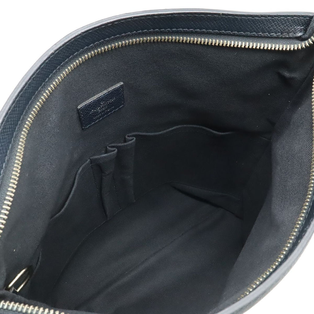 Louis Vuitton Taiga Sasha Shoulder Bag Crossbody Depth Bol Navy Silver — view 7