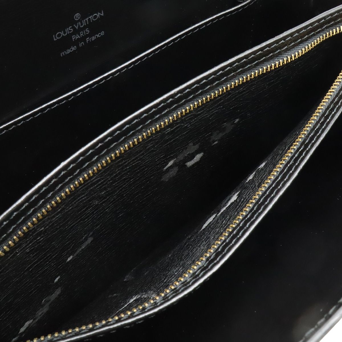Louis Vuitton Epi Capuchin Shoulder Bag Crossbody Noir Black Gold — view 8