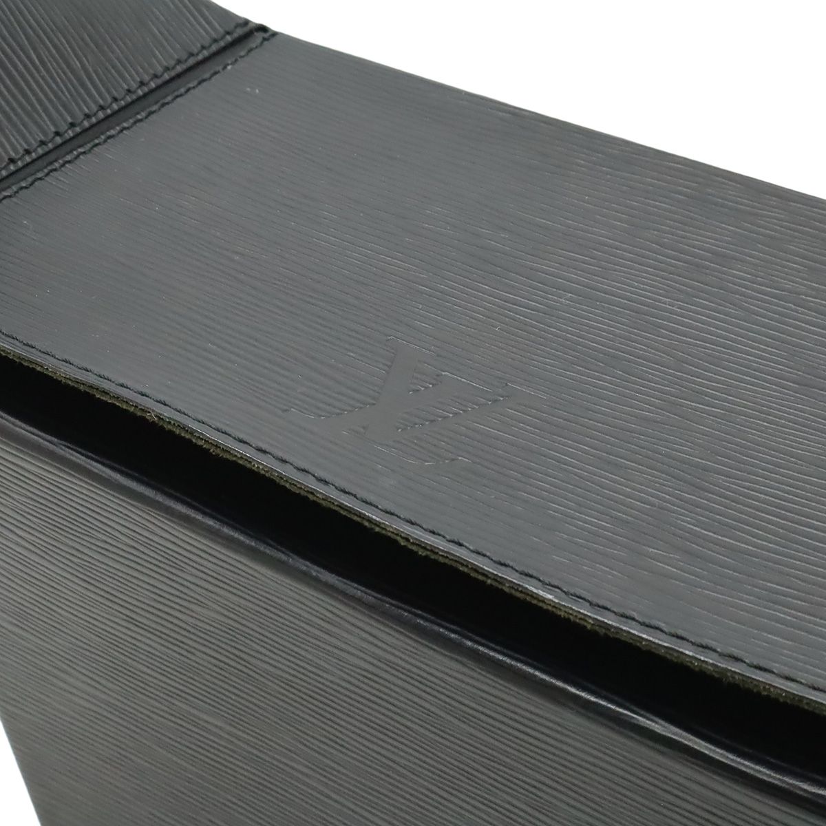 Louis Vuitton Epi Sac Saw Shoulder Bag Leather Noir Black — view 6