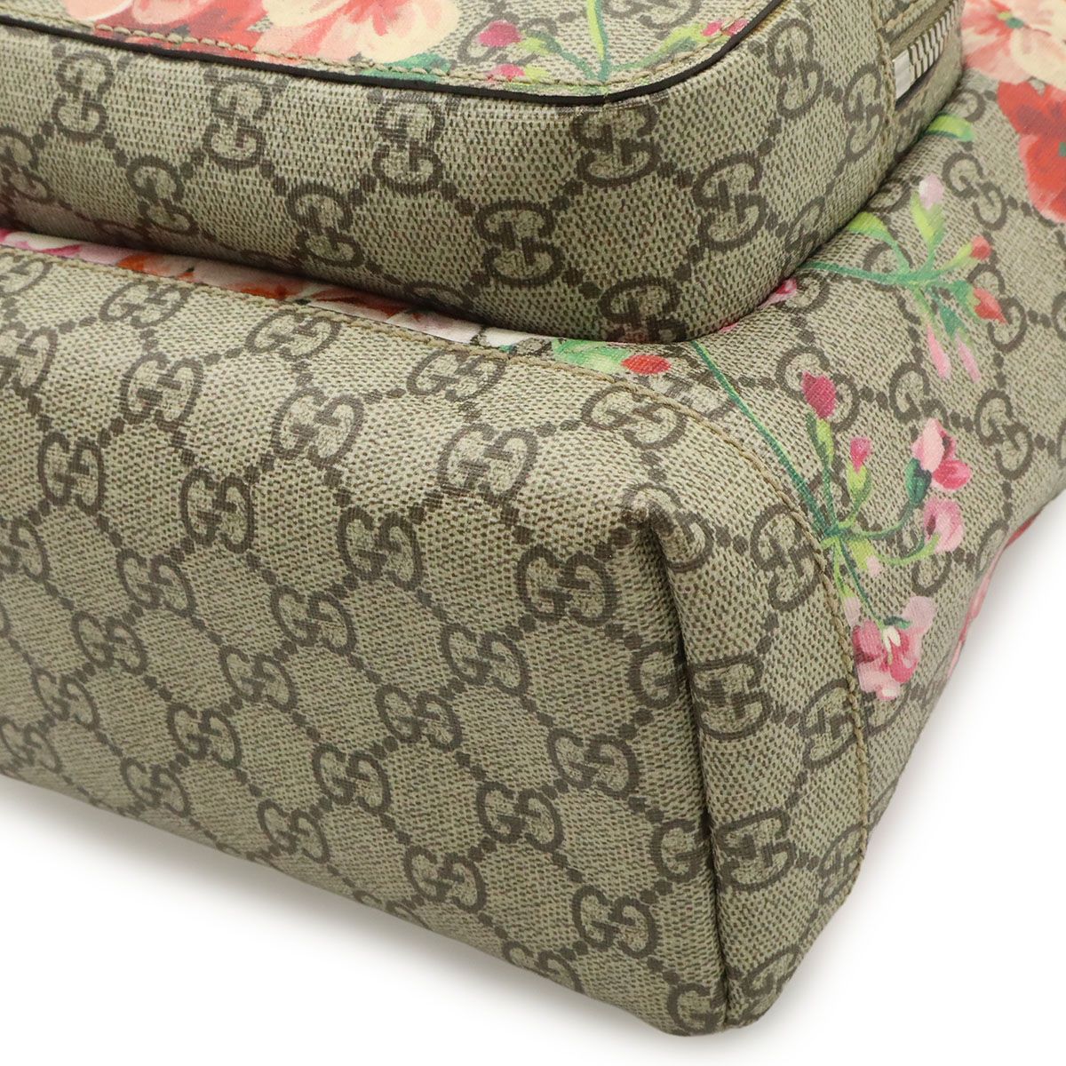 Gucci GG Blooms Supreme Backpack Flower Floral Pattern Beige Pink Multicolor — view 3