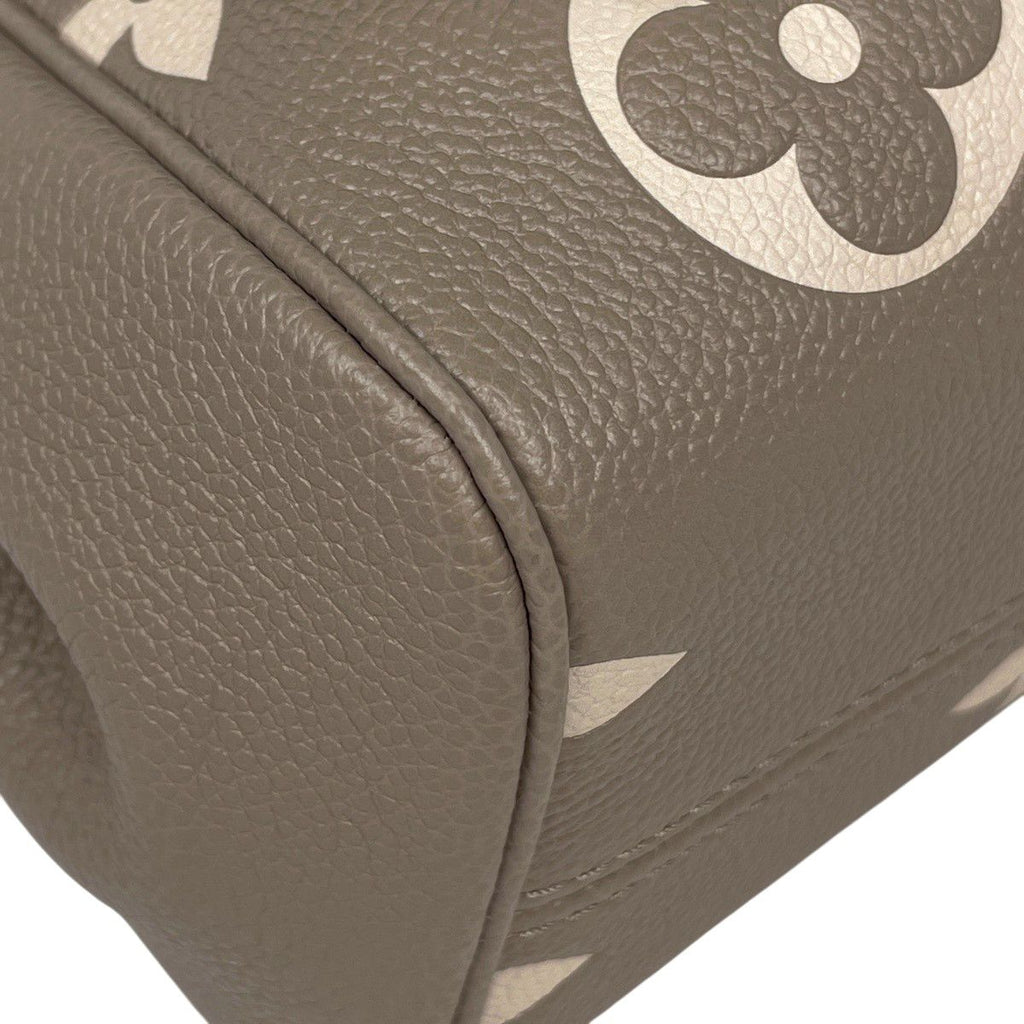 Louis Vuitton Favorite Bicolor 2-Way Shoulder Bag Monogram Empreinte Tourtorelle — view 6