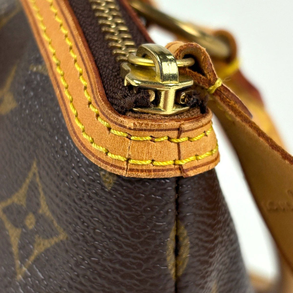 Louis Vuitton Lock It Tote Monogram Brown — view 4