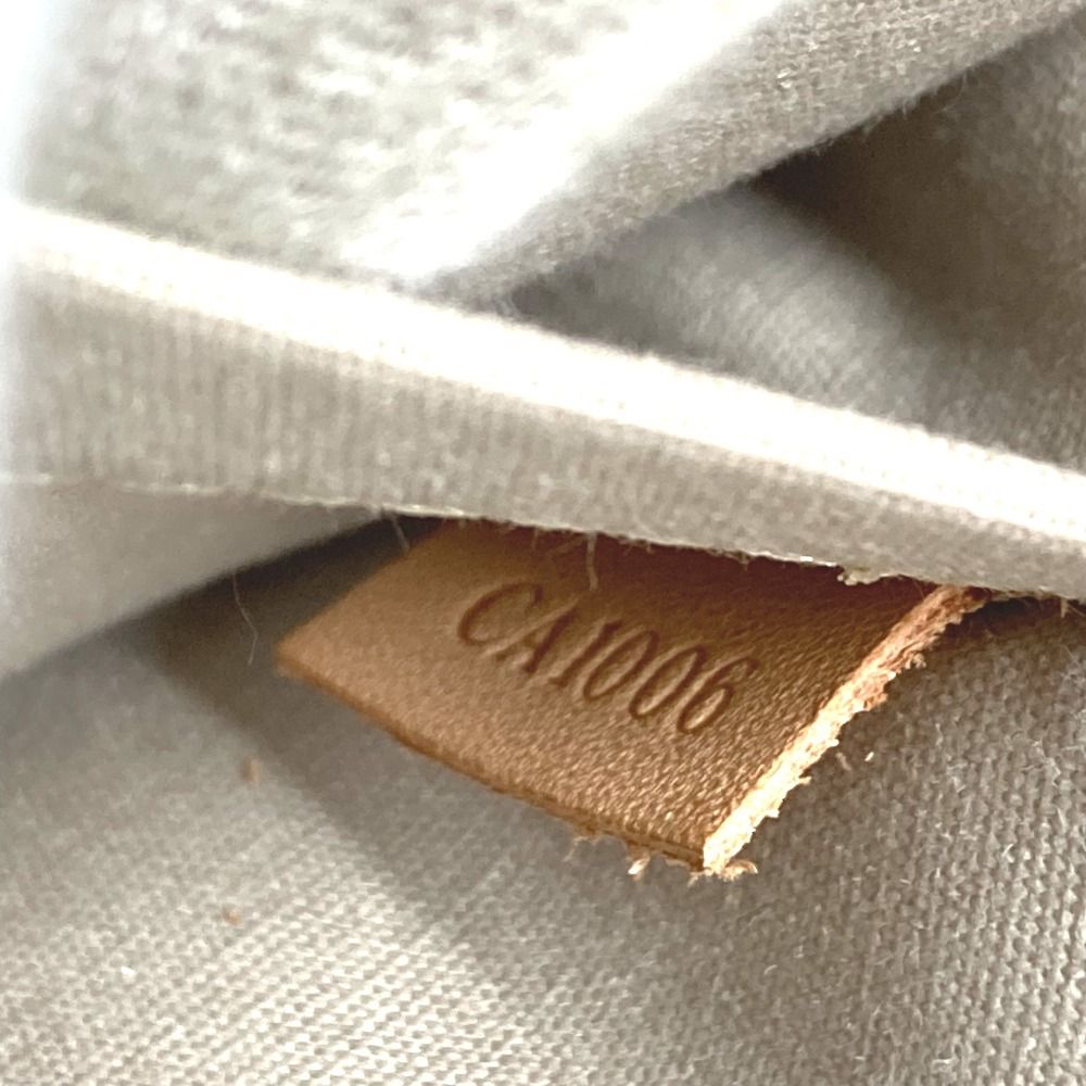 Louis Vuitton Handbag Pochette Plat Leather Gold — view 6