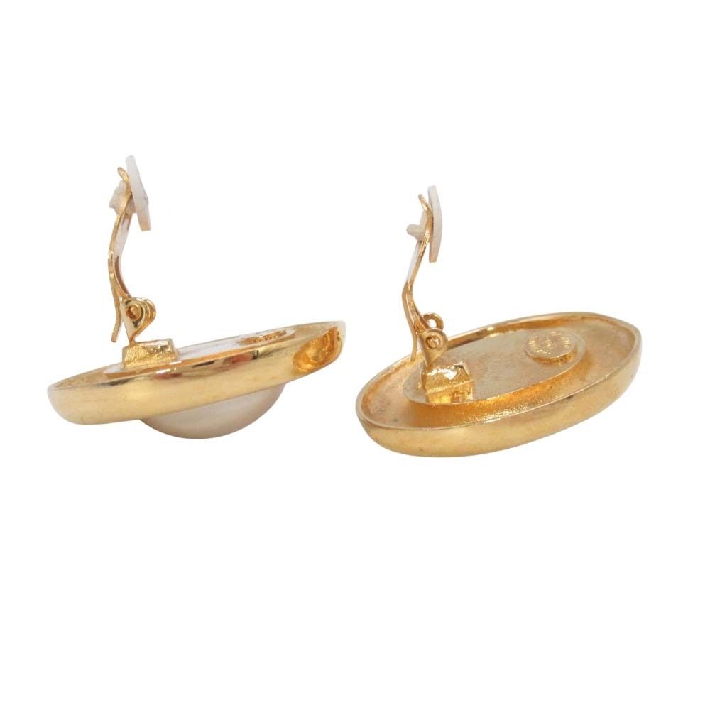 Chanel Vintage Circle Pearl Cambon Earrings Round — view 4