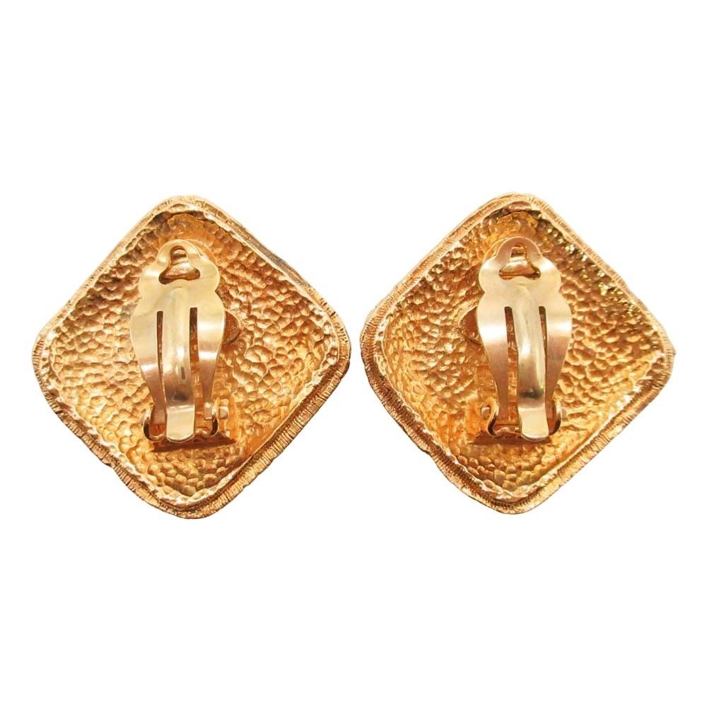 Chanel Vintage Gripoix Earrings Costume Gold Green — view 2