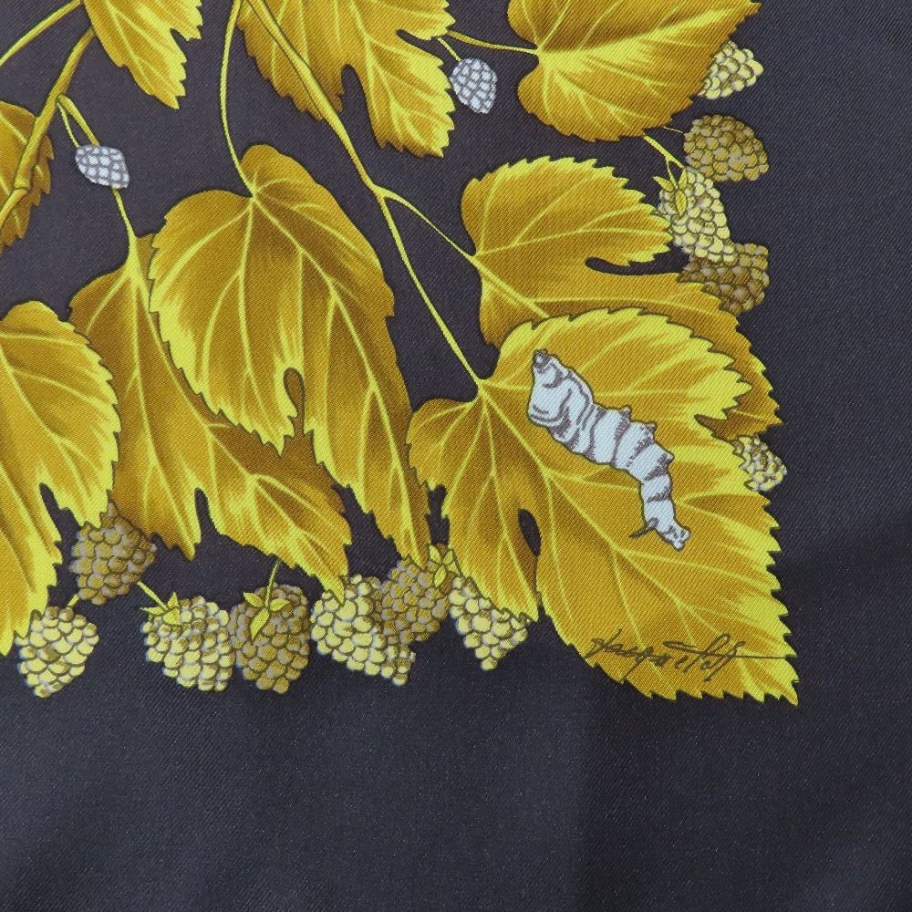 Hermes L'arbre de Soie Silk Tree Mulberry and Silkworm 100% Carre 90 Scarf — view 4
