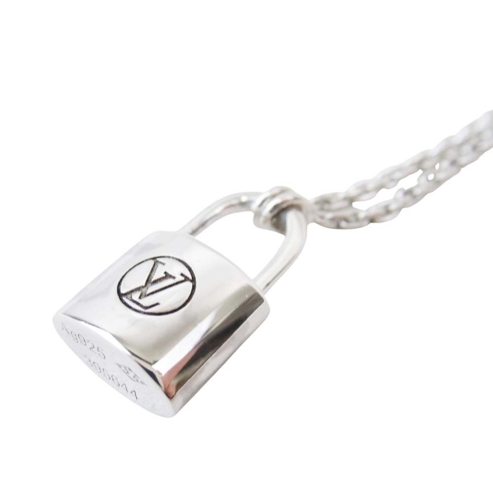 Louis Vuitton LV Logo Pendentif Lockit Necklace Padlock Silver — view 2