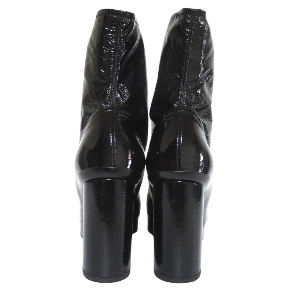 Chanel 23k CC Logo Patent Leather Short Boots Black — view 3