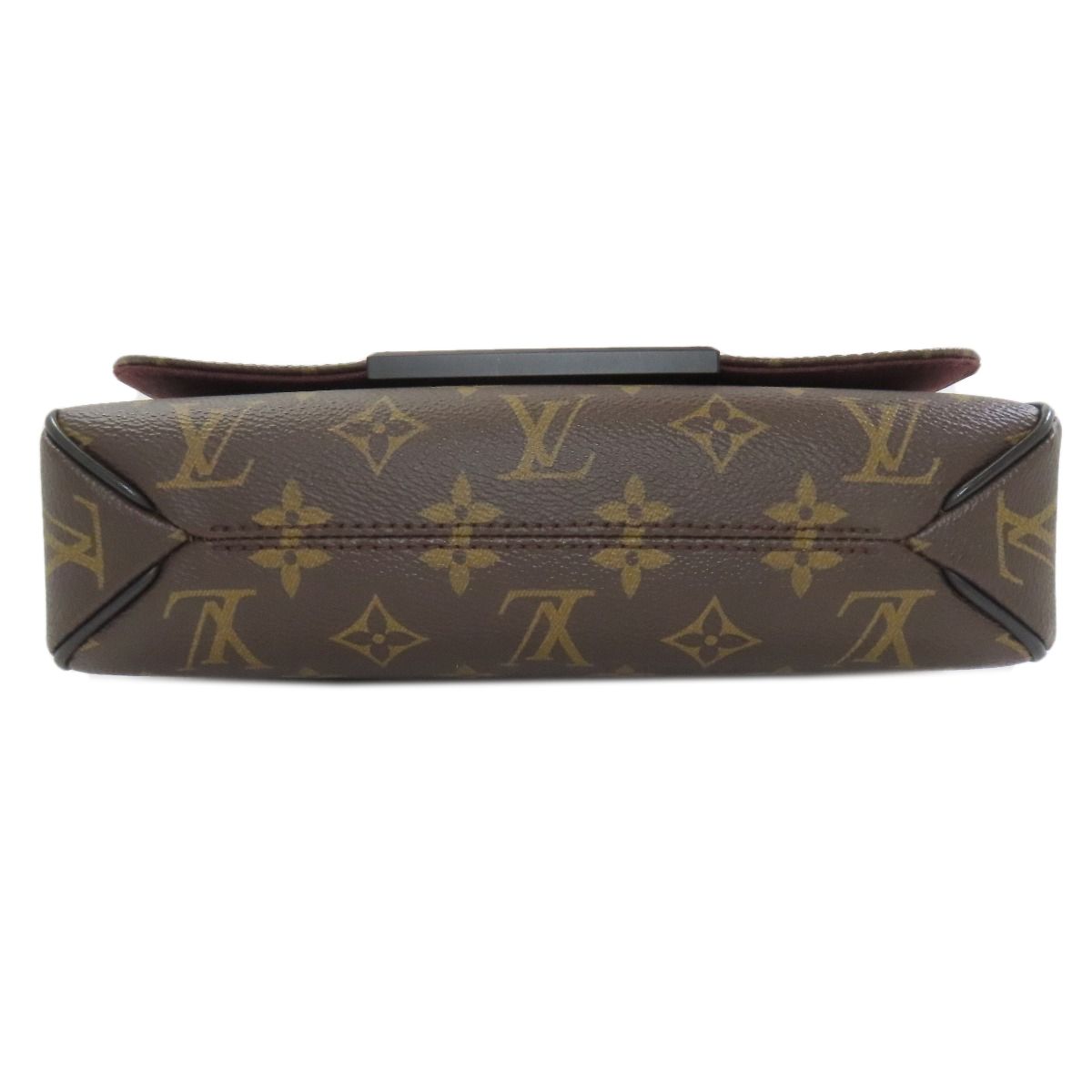 Louis Vuitton District PM Shoulder Bag Monogram Macassar — view 4
