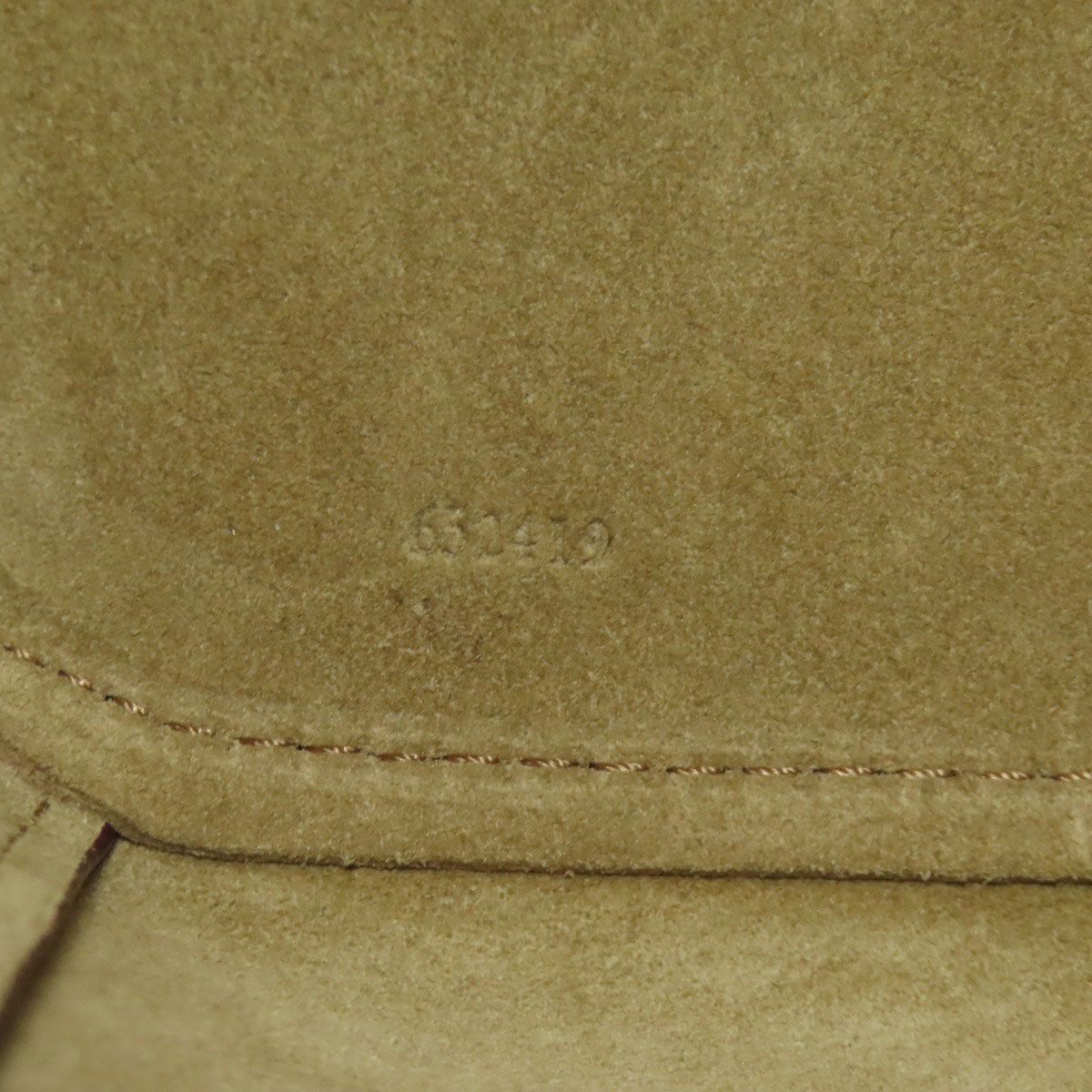 Loewe Pebble Bucket Bag Mini 2-Way Calf — view 7