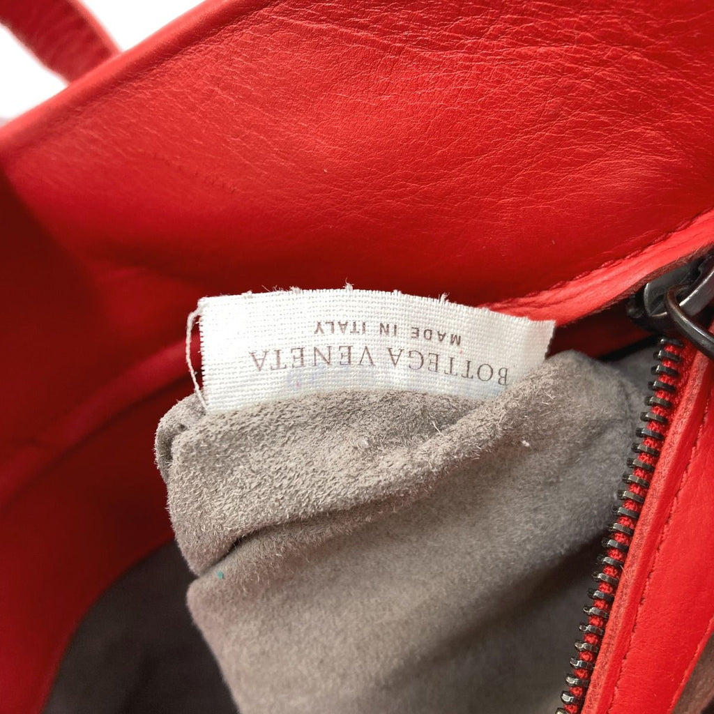 Bottega Veneta Intrecciato Tote Calf — view 7