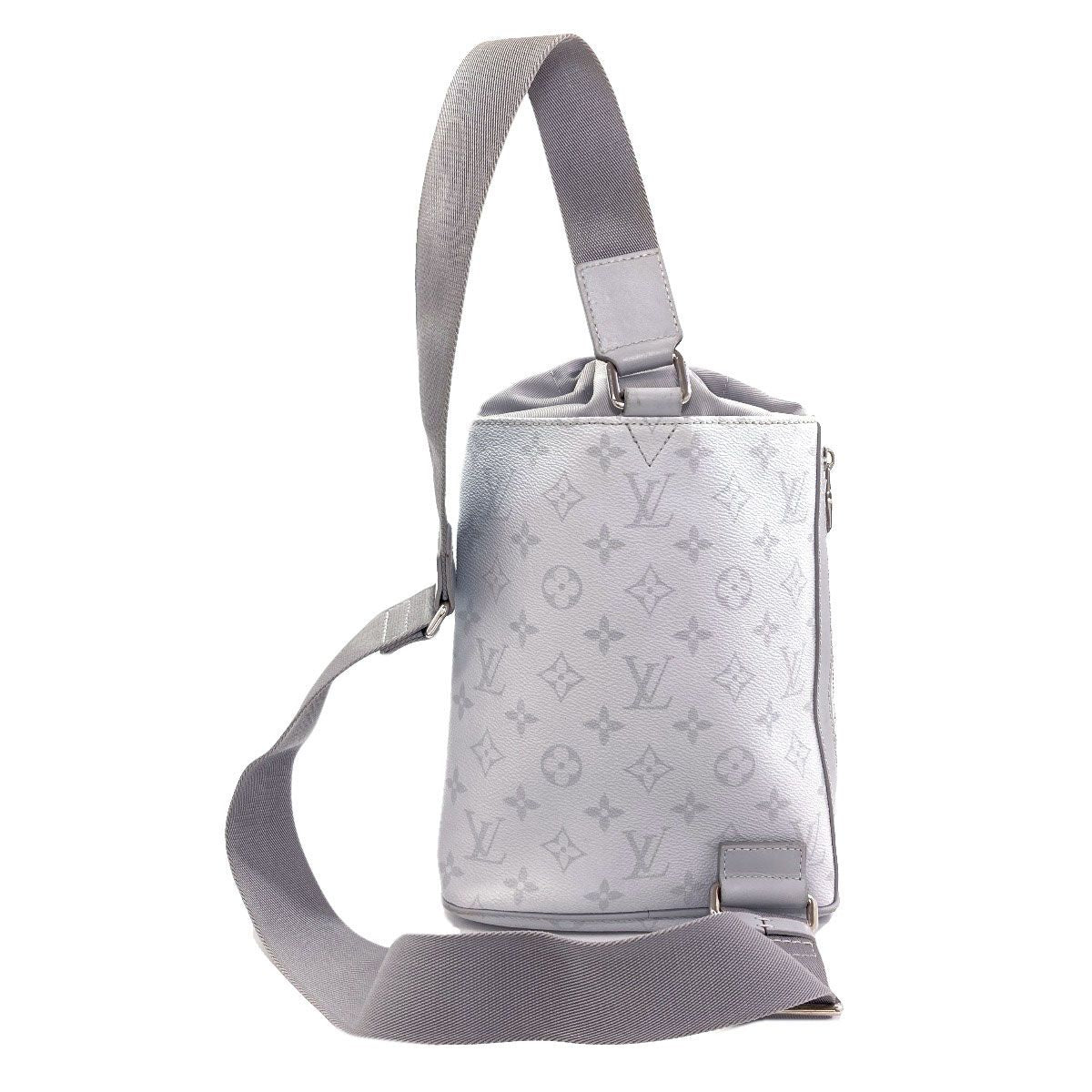 Louis Vuitton Chokes Ring Belt Bag Monogram Canvas — view 2