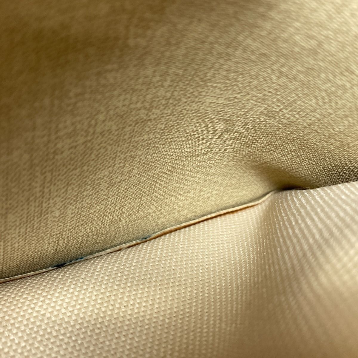 Louis Vuitton Deauville Handbag Monogram Canvas — view 8