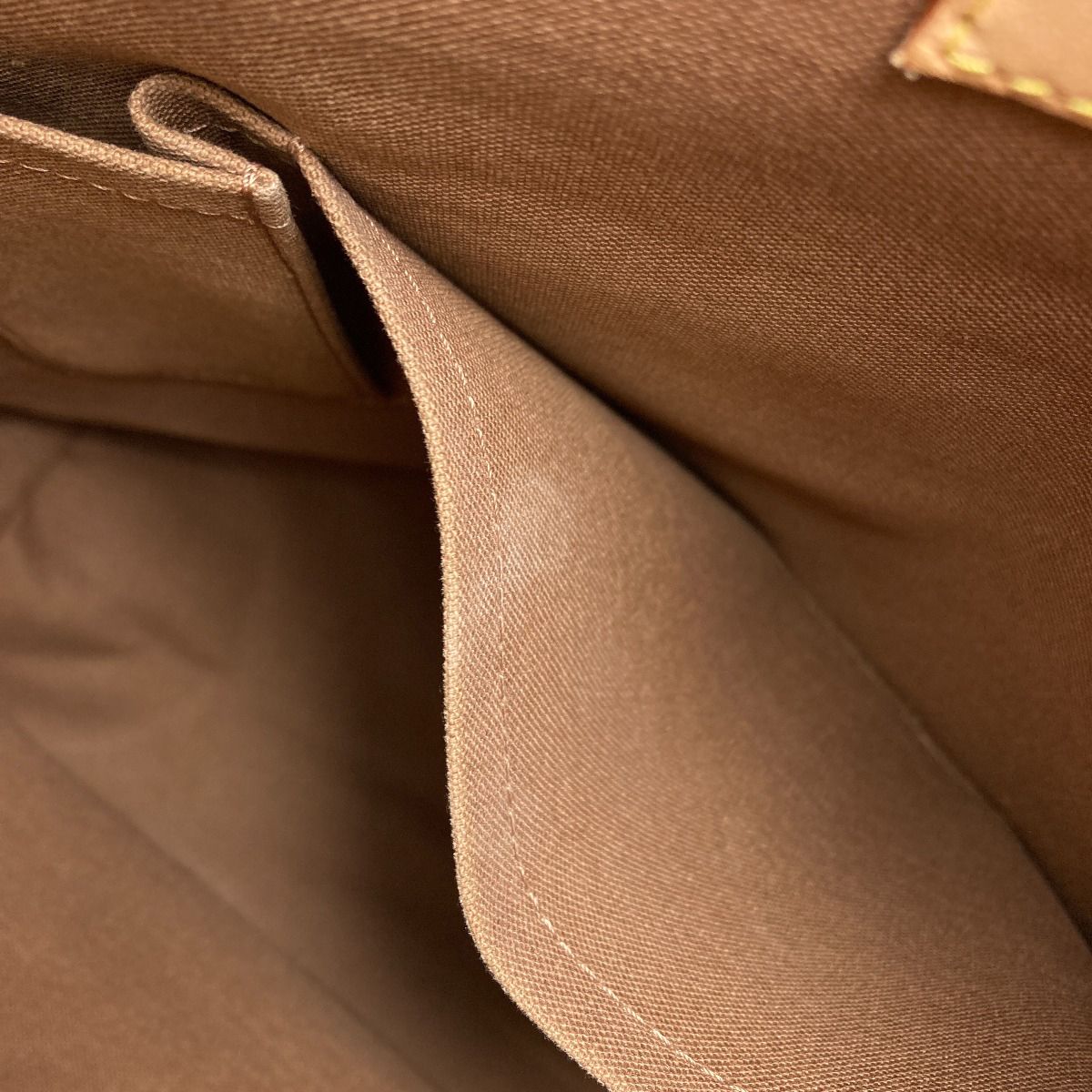 Louis Vuitton Lockit Vertical Tote Monogram Canvas — view 9