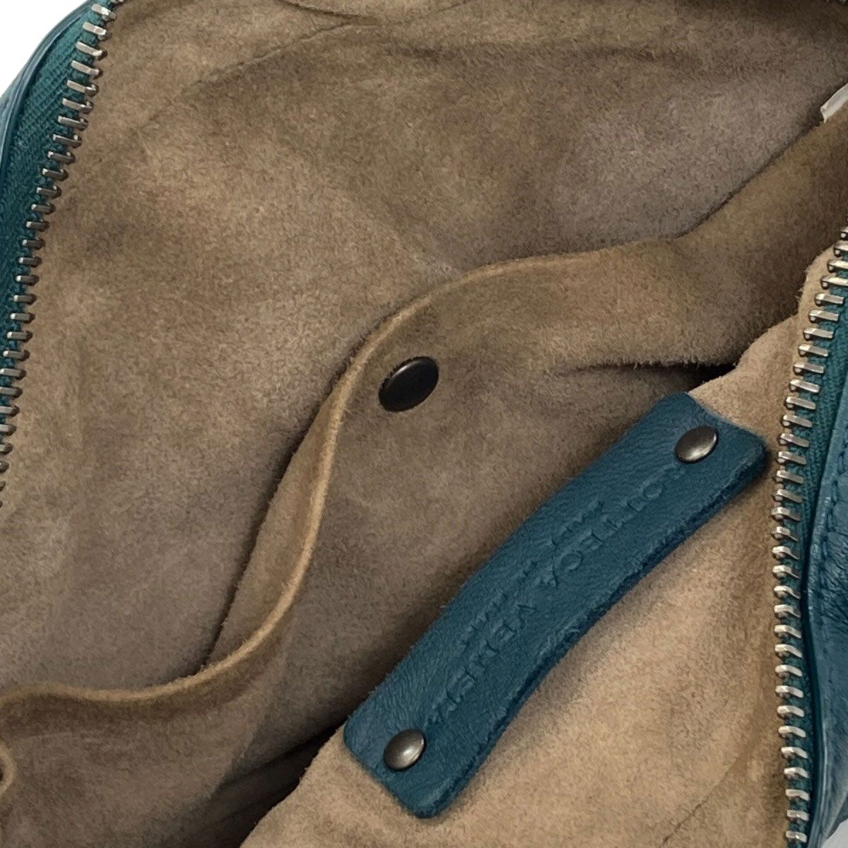 Bottega Veneta Intrecciato Hip Waist Bag Calf — view 8