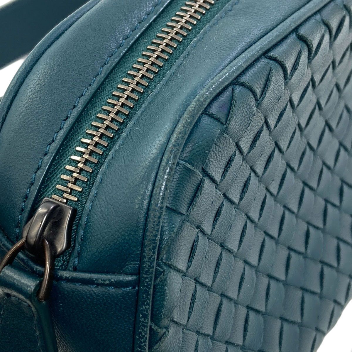 Bottega Veneta Intrecciato Hip Waist Bag Calf — view 9