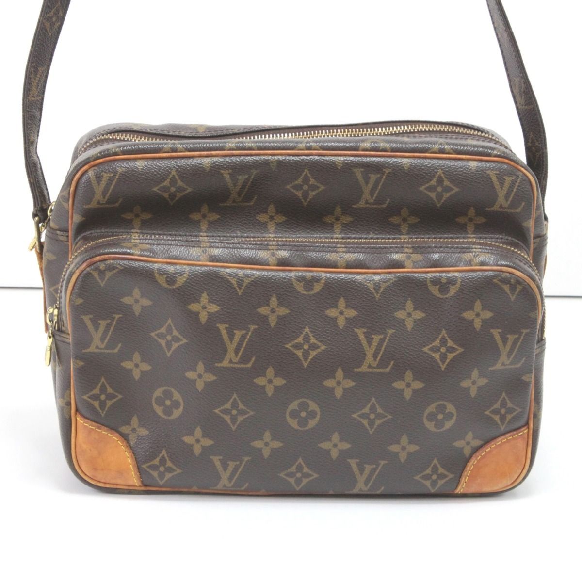 Louis Vuitton Shoulder Bag — view 2