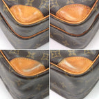 Louis Vuitton Shoulder Bag — view 5