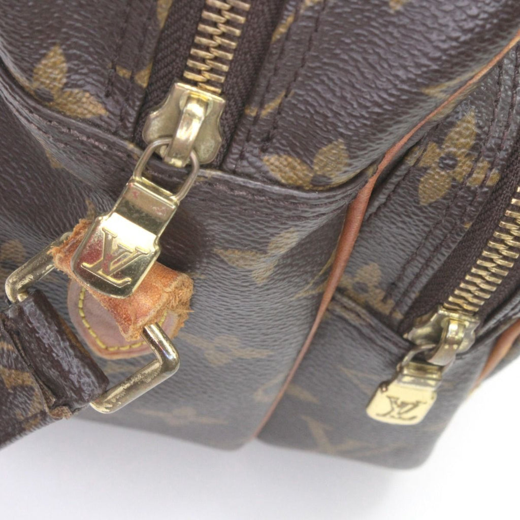 Louis Vuitton Shoulder Bag — view 7