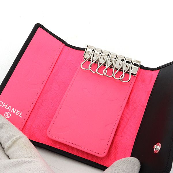 Chanel Cambon Key Case 6 Soft Calf Black Pink Key Holder — view 2
