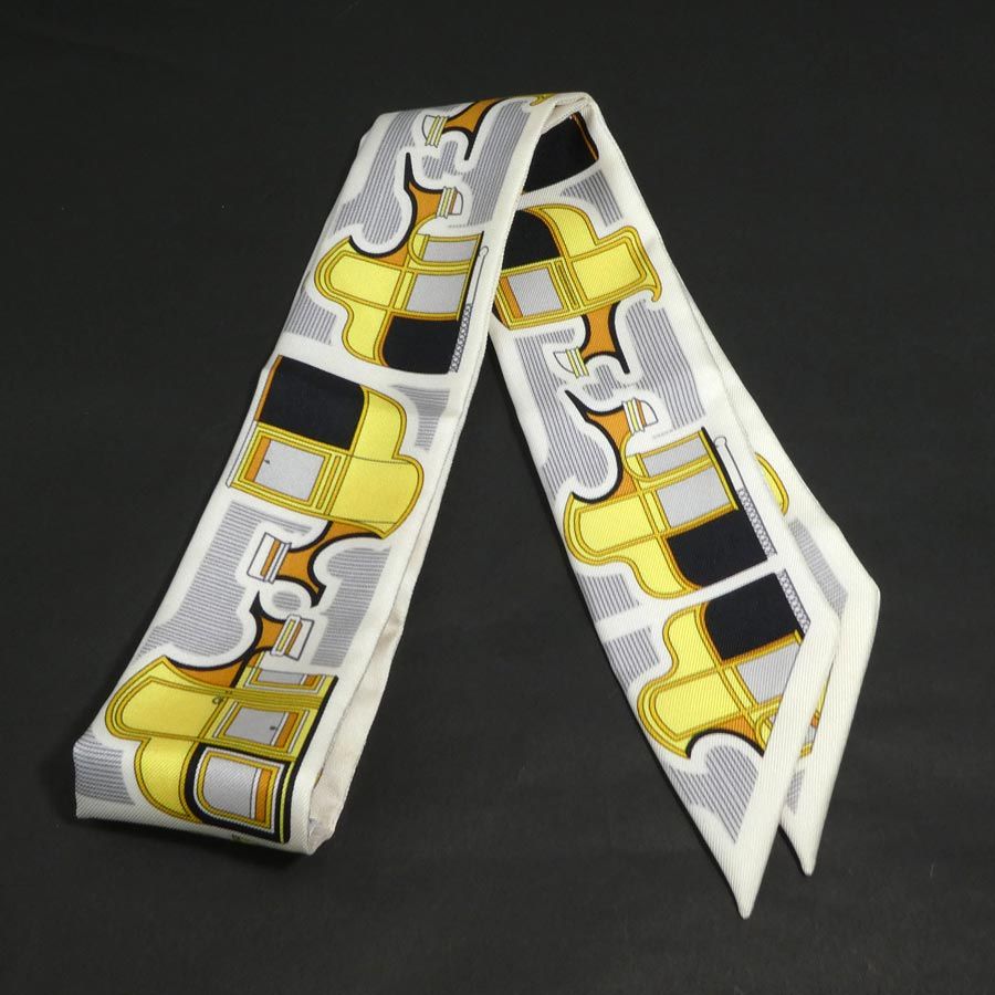 Hermes Scarf Twirly Scarves White — view 2