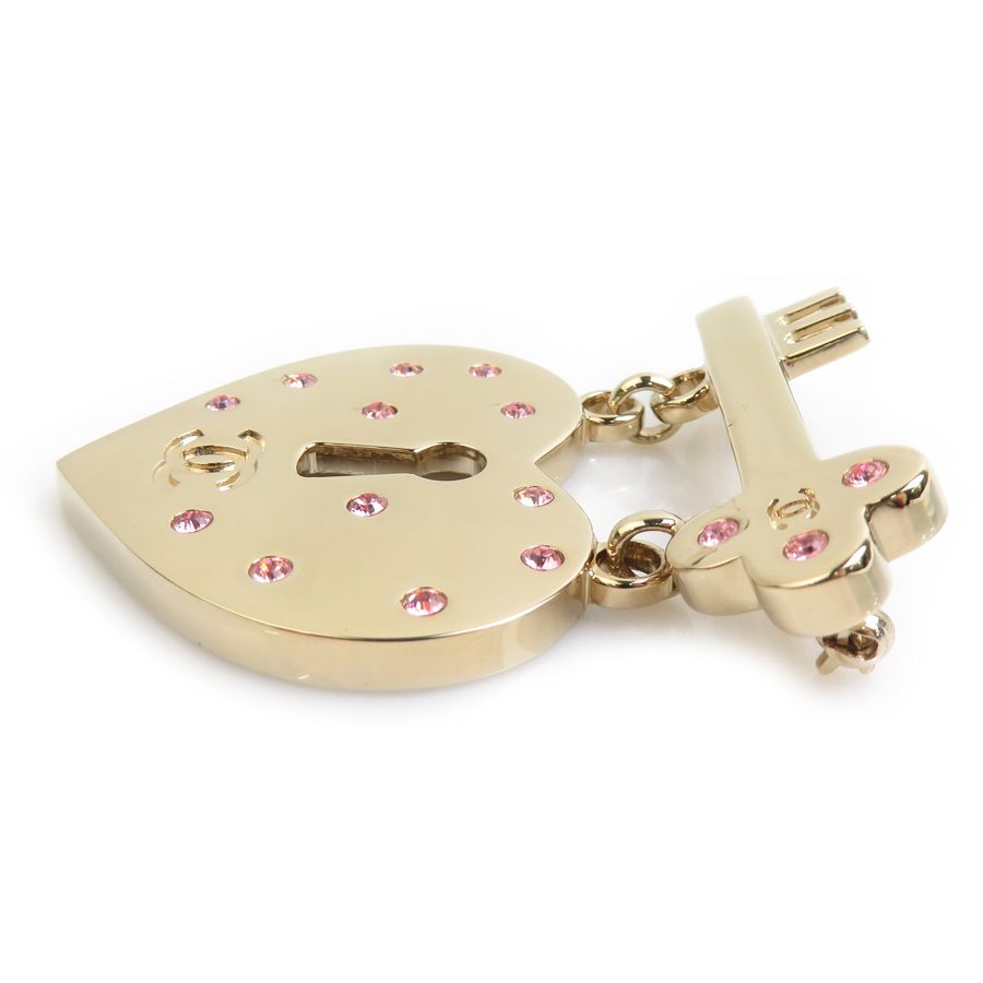 Chanel Brooch Heartlock & Key — view 4