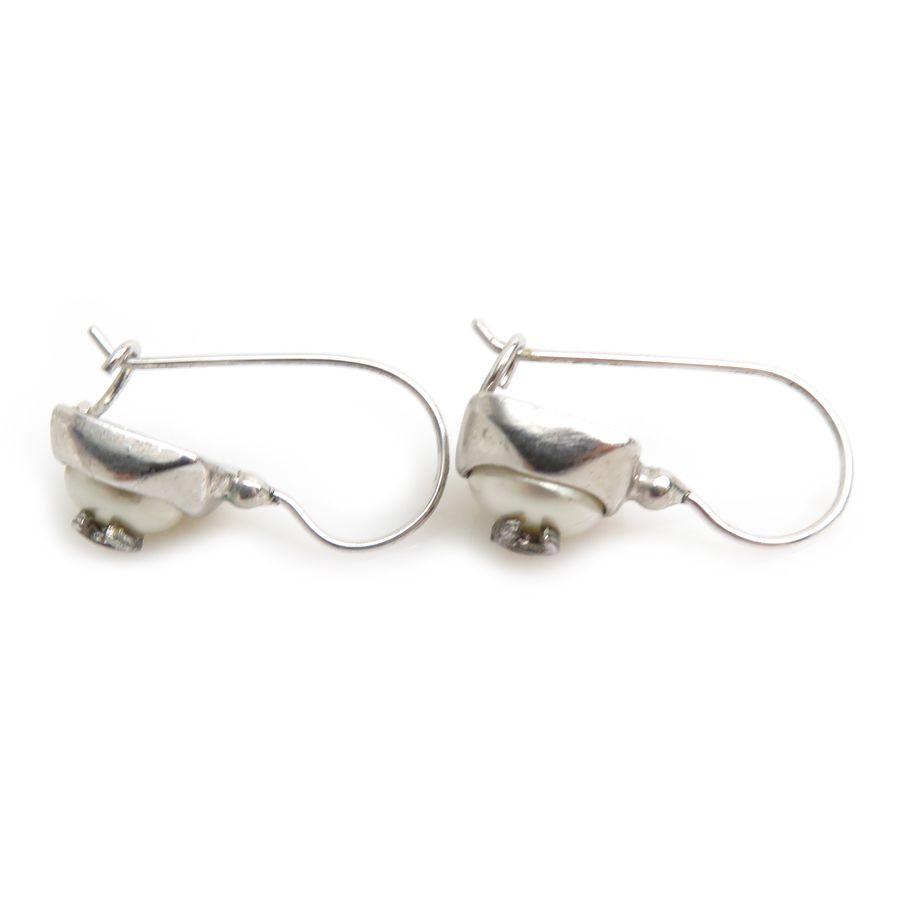 Chanel Earrings CC Logo — view 4