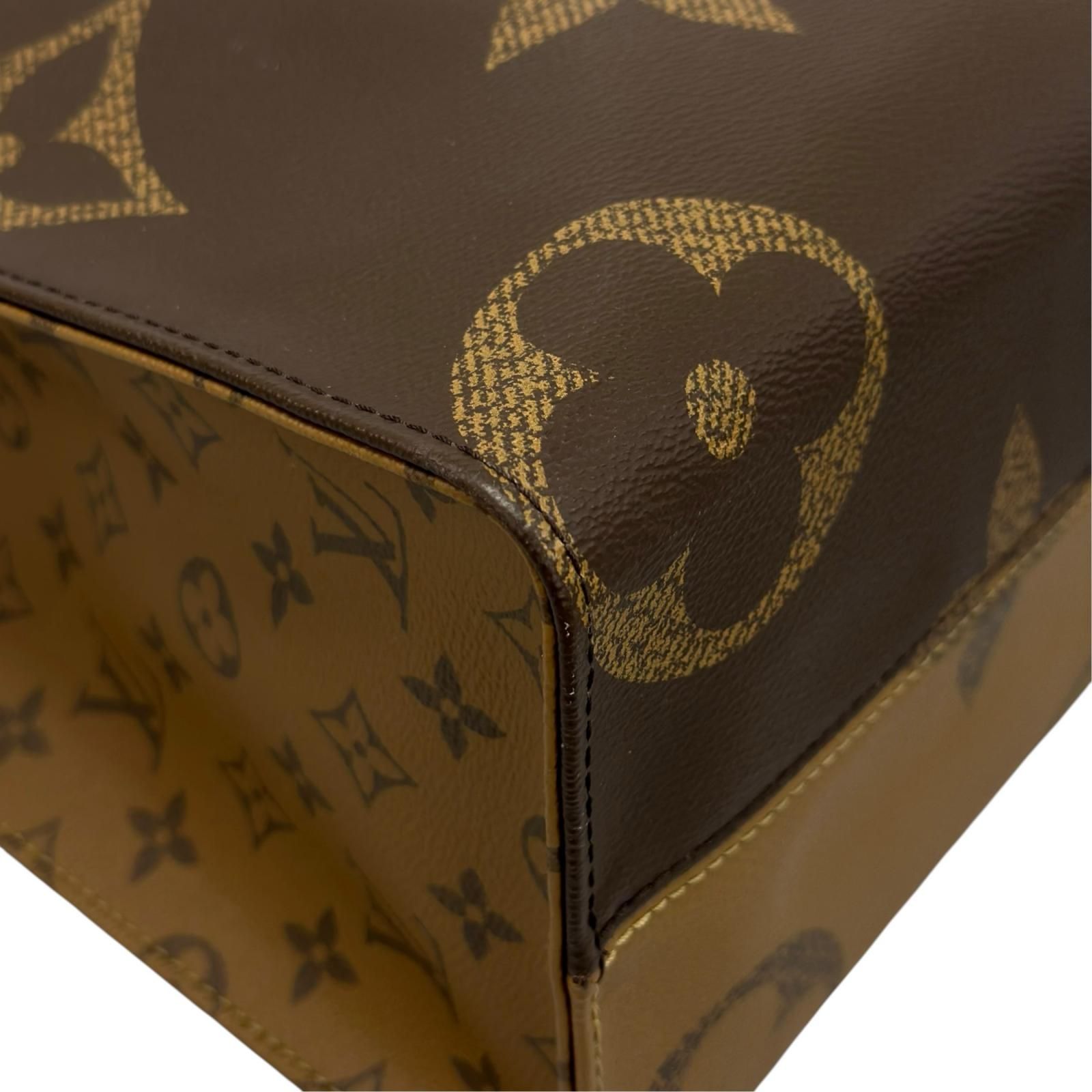 Louis Vuitton On The Go MM Tote Bag Brown Reverse Monogram Giant — view 7