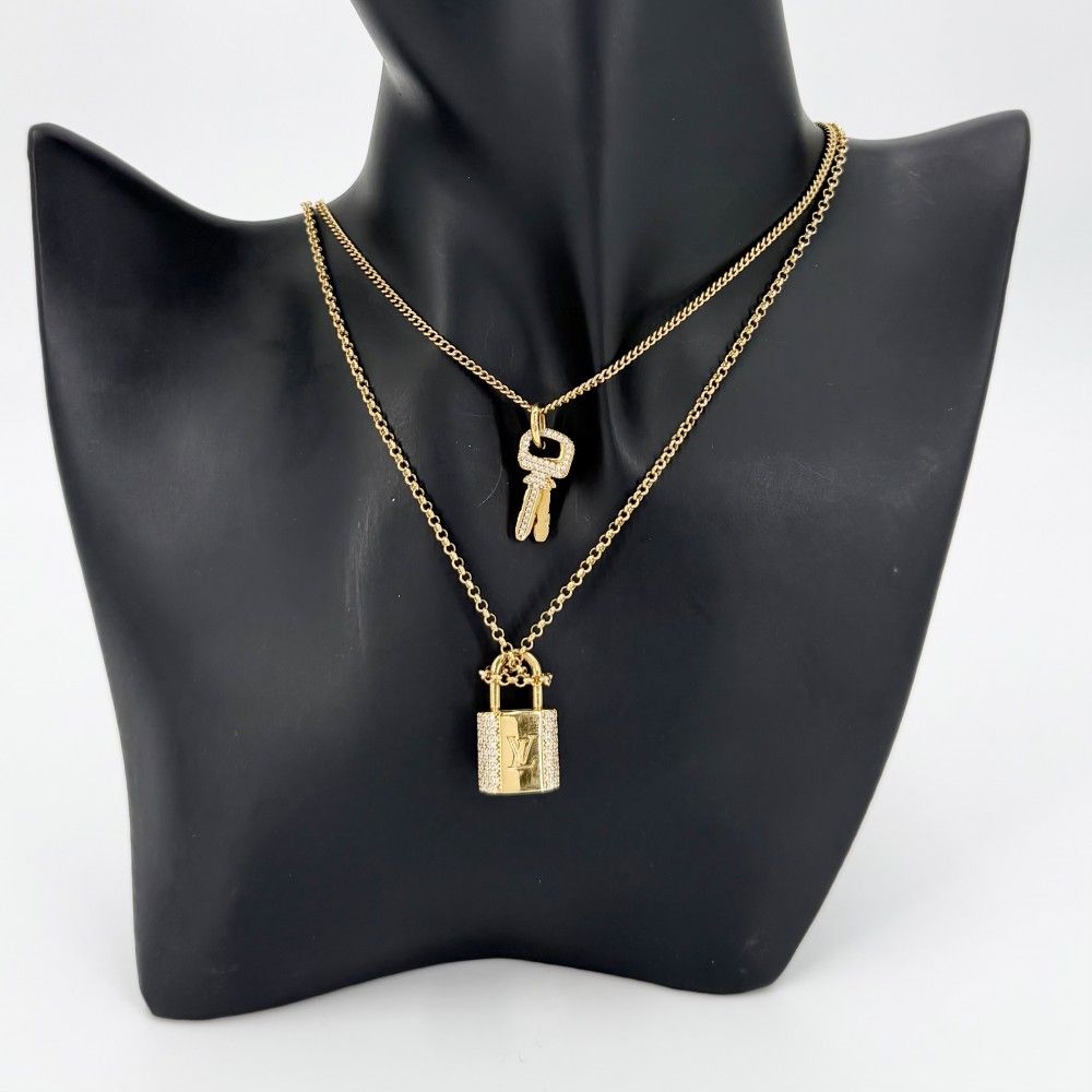 Louis Vuitton Necklace Key Motif LV Padlock Double Chain with Adjuster Star — view 4