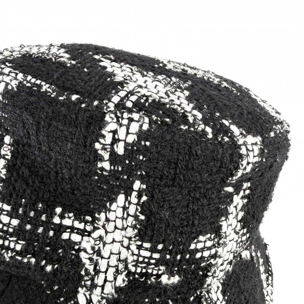 Chanel Hat Tweed Bucket Hat CC Logo M Black White — view 8