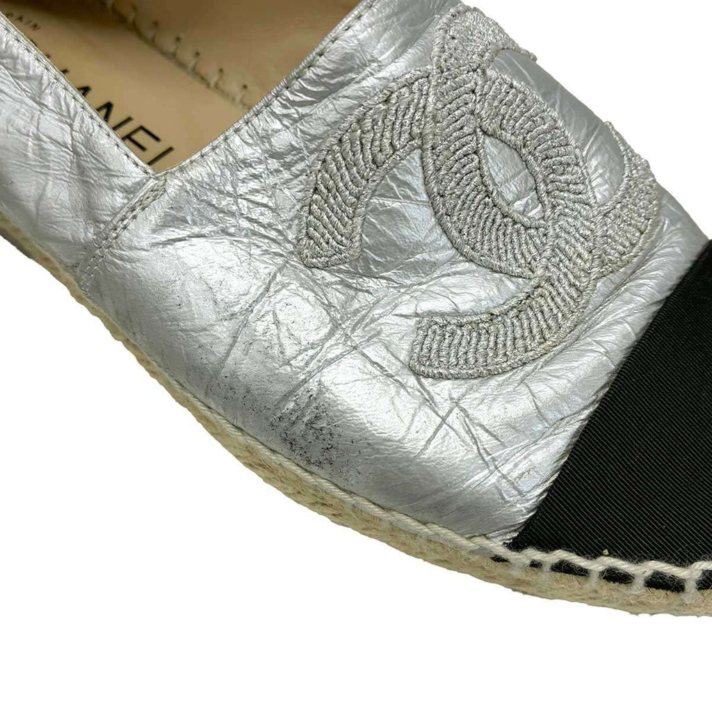 Chanel CC Logo Espadori Slip on Silver 36 — view 7